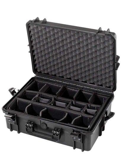 MAX505CAMTR Camera Case With Wheels And Retractable Handle